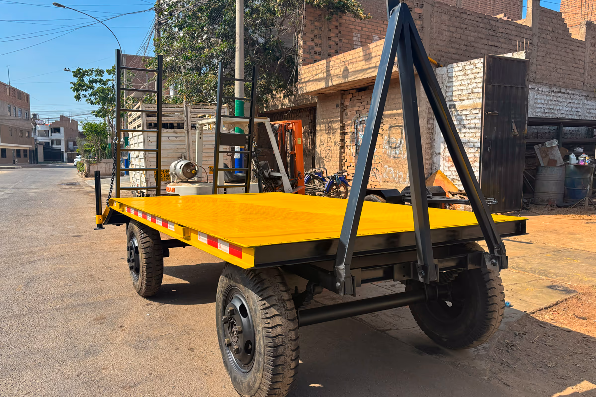 Remolque con tornamesa